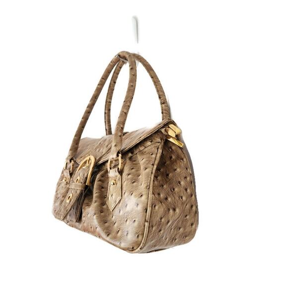 The Find Women's Beige Bubble Gator Faux Leather Handbag - Picture 3 of 6